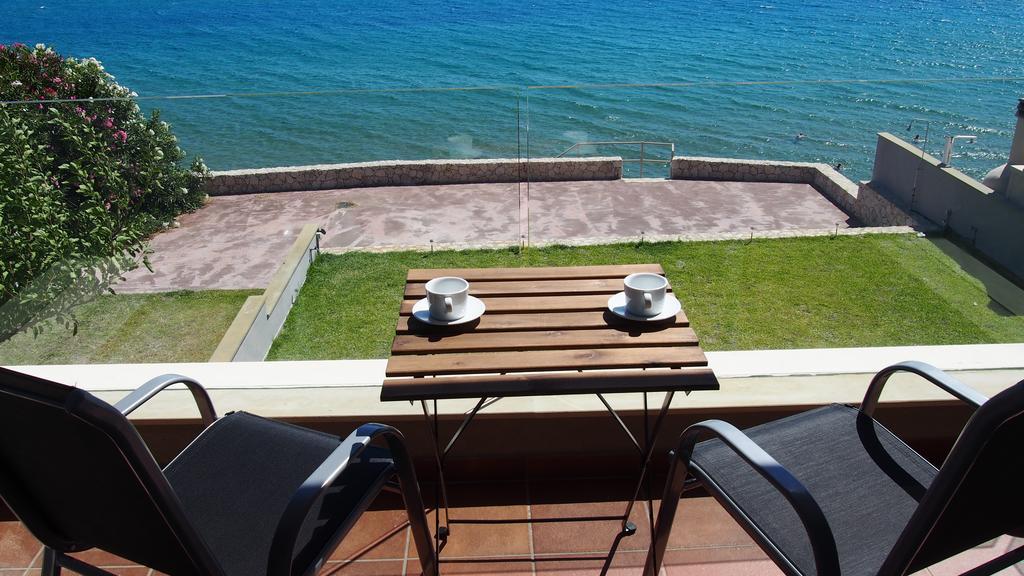 Dip In The Blue - 2 Holiday home Agios Georgios (Corfu)
